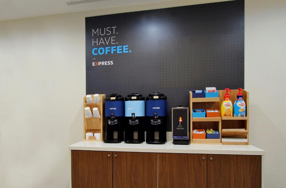 Springdale Inn & Suites